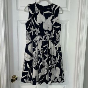 Roz Ali Dress Womens 10 Petite Sleeveless Blue White Floral Pleated With Pockets